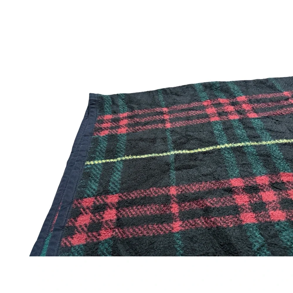 Vintage Reversible Plaid Throw Blanket Green Black Red Quilt Tartan Print Fleece